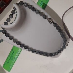 Authentic Elegant Genuine Faceted Agate Green Blue Beaded Necklace Beads Rhodium